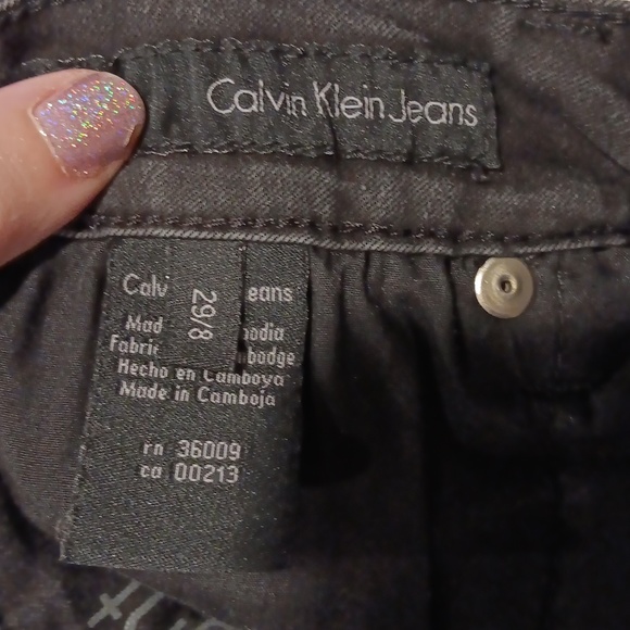 Calvin Klein Jeans - Picture 9 of 10